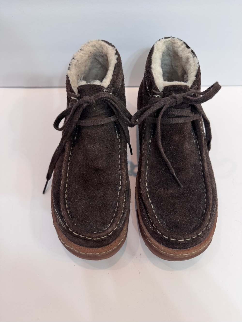 Women’s Clark’s Originals Wallace Dark Brown Suede Leather Sz 7 Fur-Lined Bootie - Picture 4 of 9